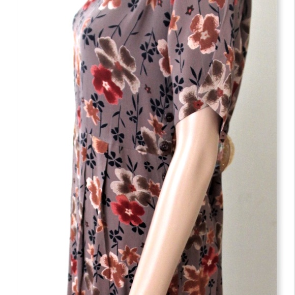 Maxi - Picture 7 of 7